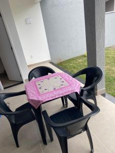 Suíte privativa aconchego a alguns passos da praia