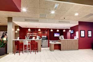 Hotels Campanile La Roche Sur Yon Centre Gare : photos des chambres