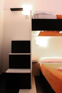 Triple Room room in New Generation Hostel Milan Center