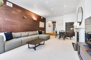 Serene Luxury Double Bay Home Perfect for 6