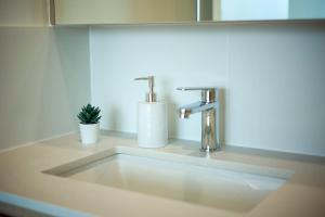 VTA - 2BR, 2BA City Escape in Adelaide CBD