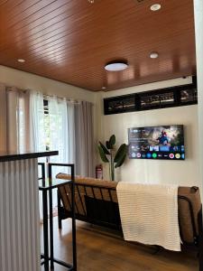 Modern Spacious Mayon View Ligao Rd Wi-fi Netflix