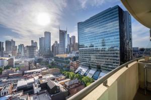 CBD City View Mantra 2B1B APT