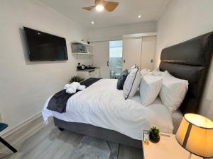 55 Albatross Guesthouse