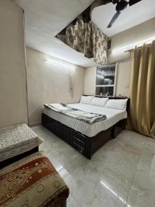 South Delhi,AC,WiFi,4K Smart TV