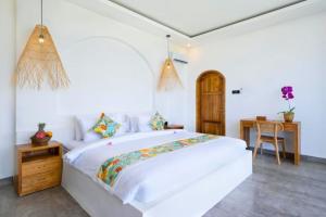 Liora Luxurious 4 BR Private Pool Villa ZN405