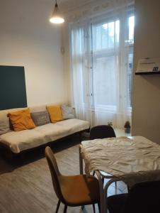 Napraforgó apartman