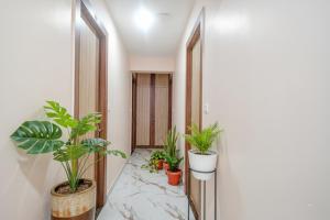 FabHotel The Lily - Nr Bisarjan Ghat