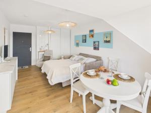 Studio flambant neuf 2 personnes - vue port