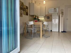 Modern flat just 150 mt from the sea