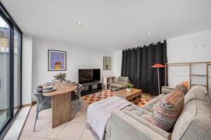 Tavistock Mews by Artsy