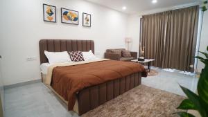 Central suites with Terrace by Luxury Heights