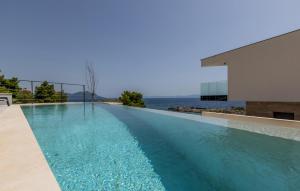 Luxurious Home In Dingac With Sauna