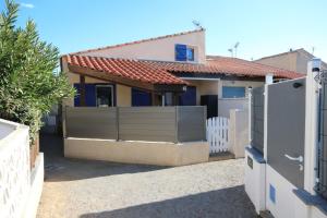 Jolie maison 5 couchages, clim etage, Résidence LE VILLAGE DE LA MER à seulement à 80m de la plage de PORTIRAGNES LRVM66