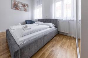 Compact Luxury by JR City Apartments