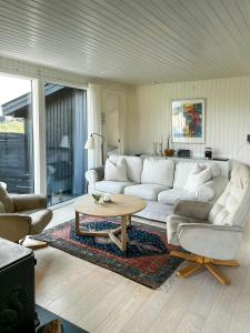 Family House Close To The Sea At Tranum Strand