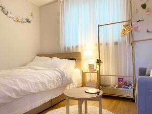 봄하우스 #Springhouse #13 Sodok #Netflix #2 minutes from Konkuk University Station #Common Ground #Hangang Park #CGV