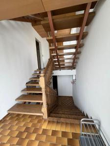 Danner Appartements Regau - Möblierte Langzeit- & Monteurapartments nahe Gmunden, Laakirchen, Salzburg & Wels I Vollmöbliert & mit Parkplatz