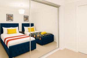 Modern 3-Bedroom, Free Parking, Big Garden, Pet Friendly, Super-fast WiFi!