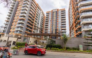 Hill Side44- Urban Oasis