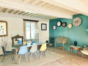 Country House With Swimming Pool In Morvan