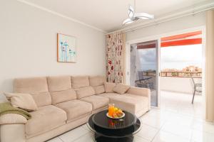 Spacious 2 bdr apartment heated pool, garage