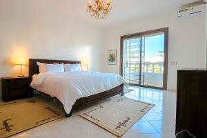 LEden dElynia Villa de Luxe avec piscine et front de mer