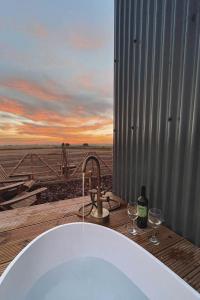 The Romney by Bloom Stays