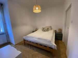 OCTOGON suny Apartment