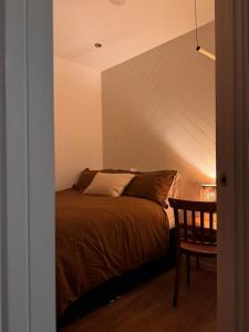 2 Bed Apartment with Large Private Roof Terrace