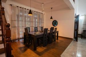Tharan Villa - House in Colombo