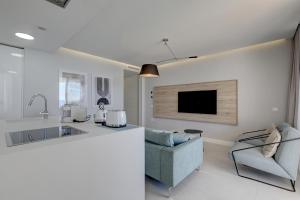 TheEdgeByTheSea Oyster