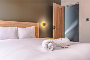 Serviced 2 bed apartment, Westbury on Trym Bristol