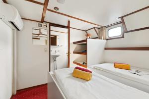 hotelboat Sarah Groningen