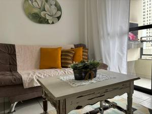 (GK-LUN502) · 2 Quartos com 2 Vagas de Garagem - 400m do Mar BC