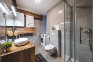 Downtown Retreat FREE PARKING