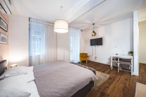 Downtown Retreat FREE PARKING