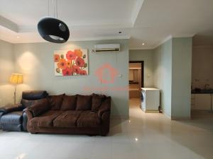Strategic 1BR Bellezza Apt Green Gem Max 6