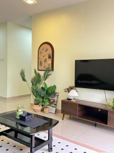 Peony Square Residences with Tea Valley View