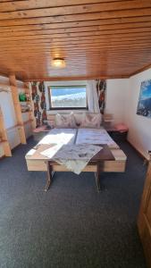 Peaceful Mountain Double Room