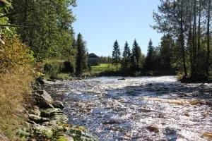 Keskikosken Lomamökit - 伊萨尔米