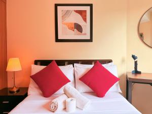 Comfy Stays in Shell Residences by OneGuestPlace