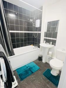 Stylish Apartment Newbury Park