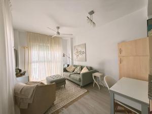 Ático Dúplex con Jacuzzi en Vera Playa y parking cubierto enorme