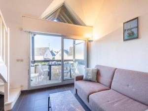 Carnac : Duplex 3 Pièces, Balcon, Animaux Admis, Parking - FR-1-477-73