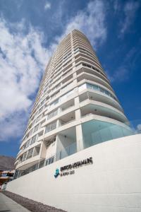 Acogedor y Hermoso Depto de 1D a Pasos Del Mar Con Estacionamiento Techado