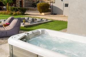 SivasZen Family Villa, Heated Pool, Fitness & Play, By ThinkVilla