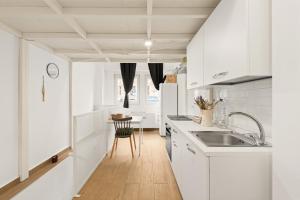 Milano Center - Suite With AC, Wifi - Station 10