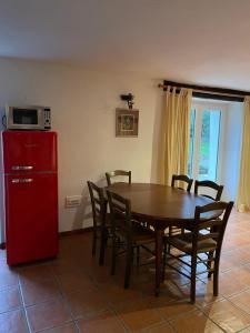 Gîte Marie, 2 bedrooms, Sleeps 5, Central Brittany