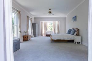 Steenberg Fairway Family Home, Constantia Valley, Cape Town